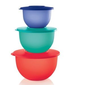 Tupperware Kitchen - Tupperware Classic Bowls Tupperware Kitchen - Tupperware Classic Bowls